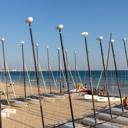 Pieds Dans L'eau - Balcon Vue